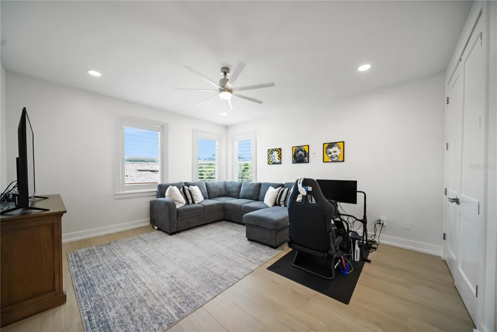 1614 145TH STREET E Bradenton, FL 34212
