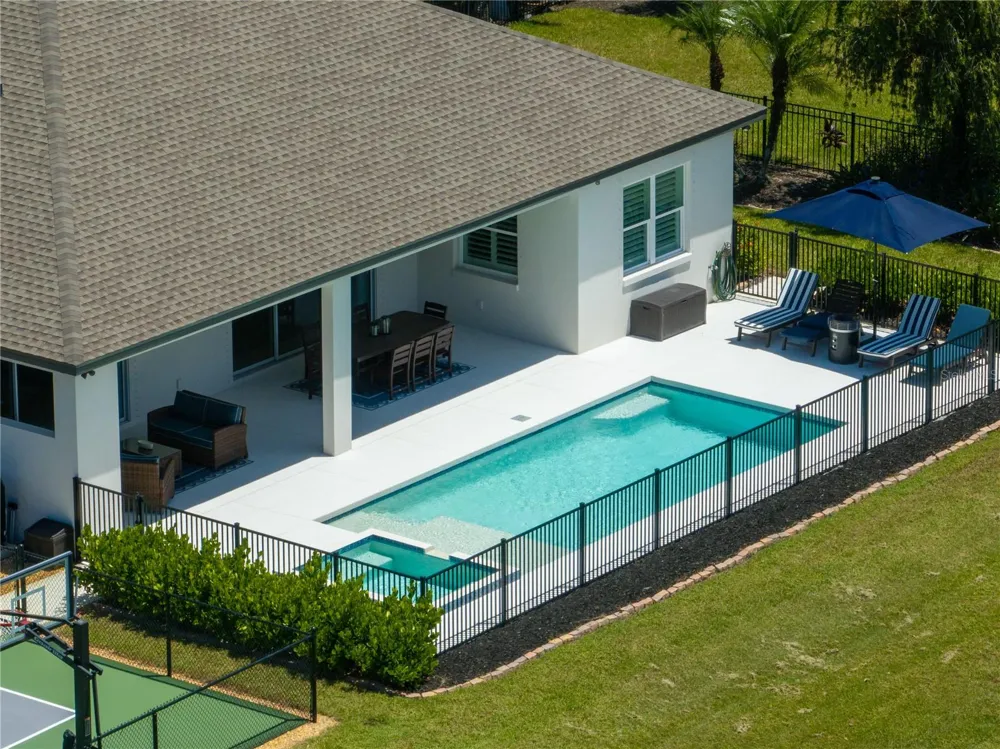 1614 145TH STREET E Bradenton, FL 34212