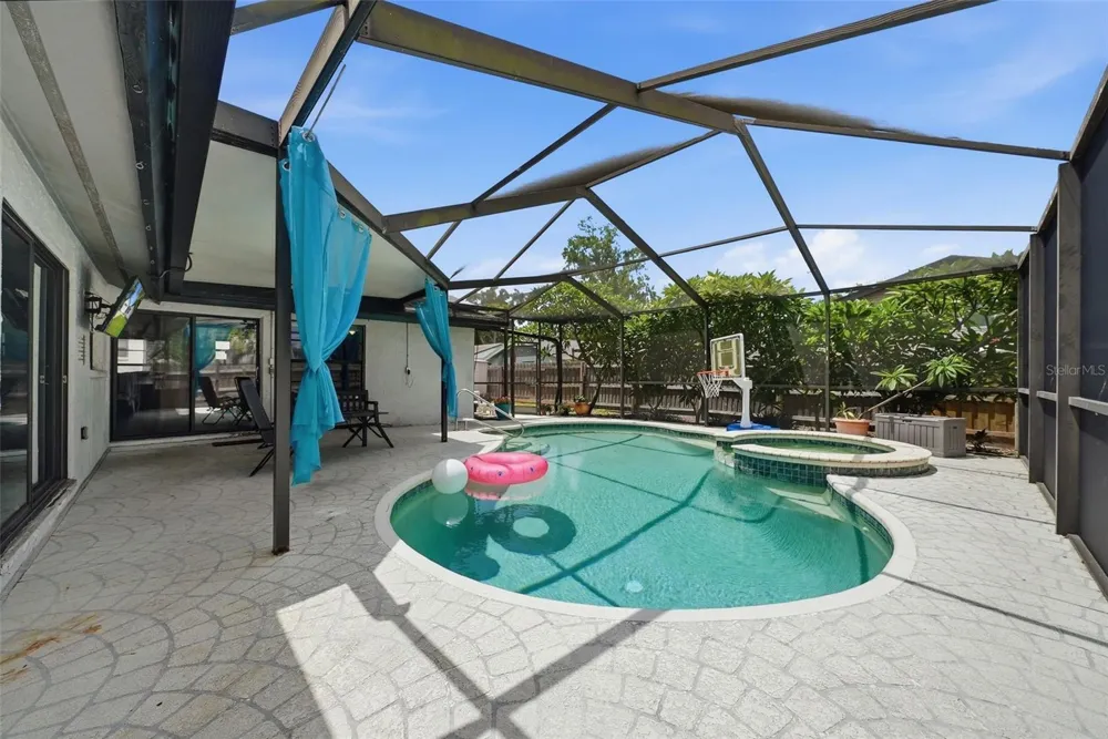 3916 BLOOMING HILL LANE Palm Harbor, FL 34684