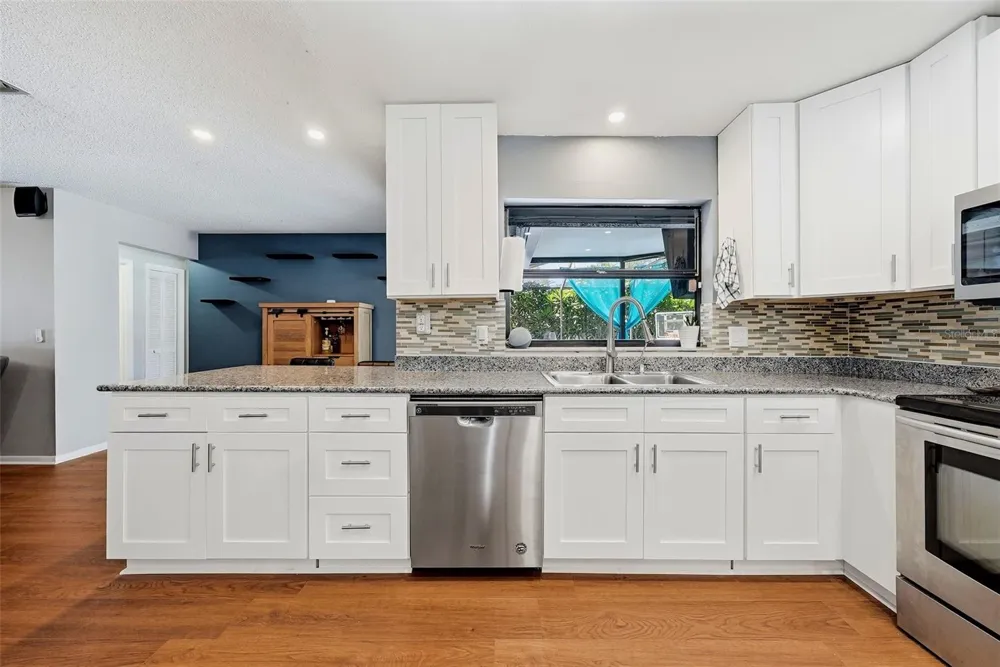 3916 BLOOMING HILL LANE Palm Harbor, FL 34684