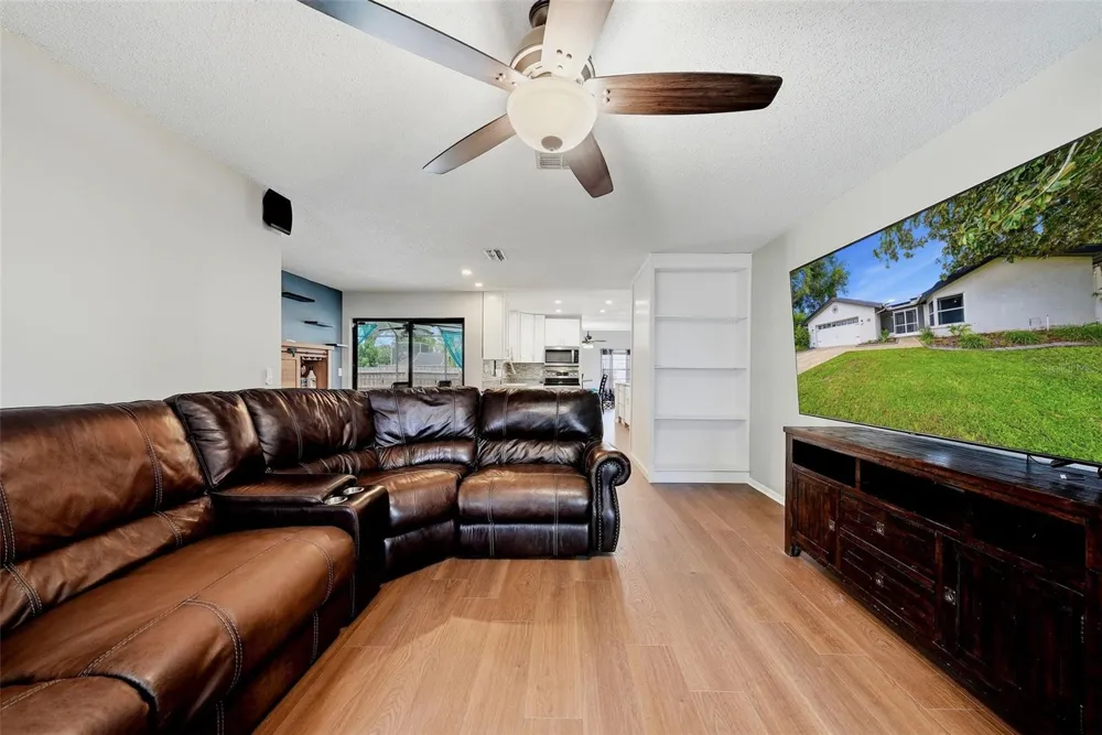 3916 BLOOMING HILL LANE Palm Harbor, FL 34684