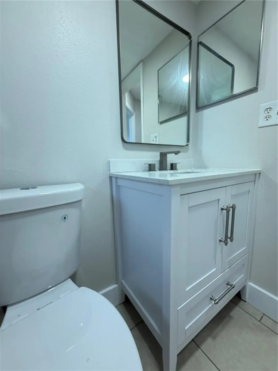 2520 JOHN BRUCE AVENUE Orlando, FL 32811
