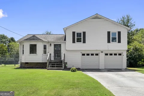 1560 Rose Garden LN
