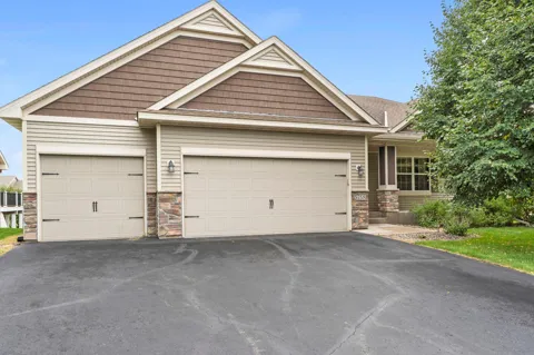 5758 152nd Way NW