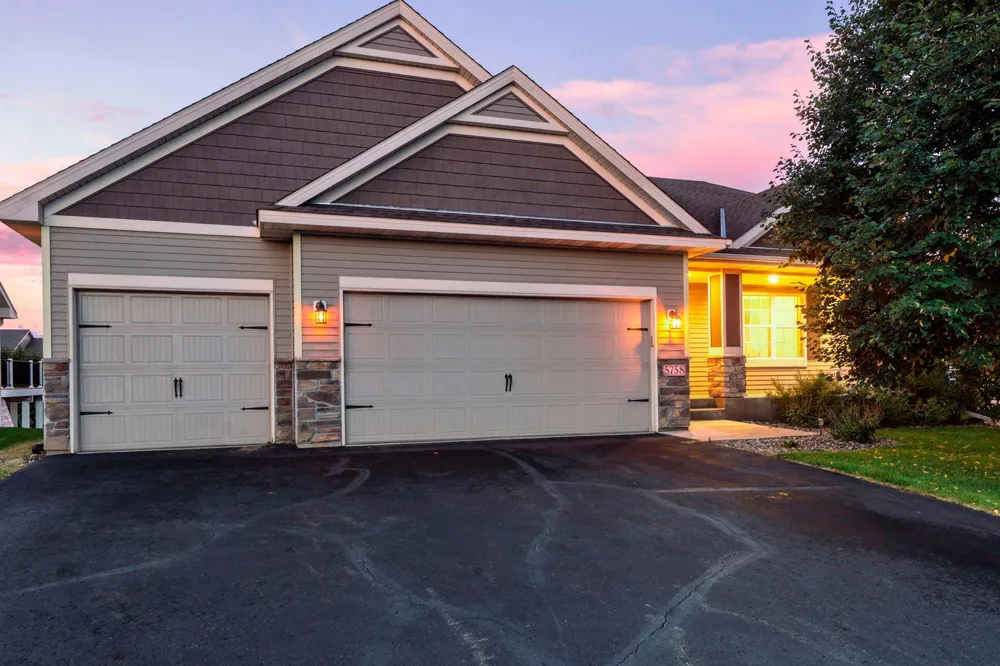 5758 152nd Way NW Ramsey, MN 55303