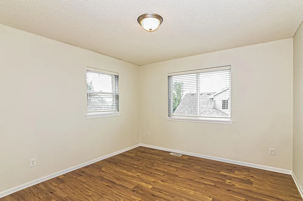 820 10th Avenue NE Lonsdale, MN 55046