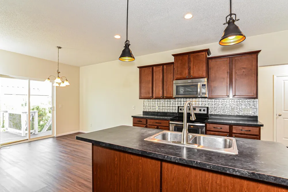 820 10th Avenue NE Lonsdale, MN 55046
