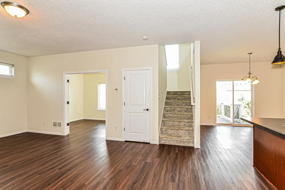 820 10th Avenue NE Lonsdale, MN 55046