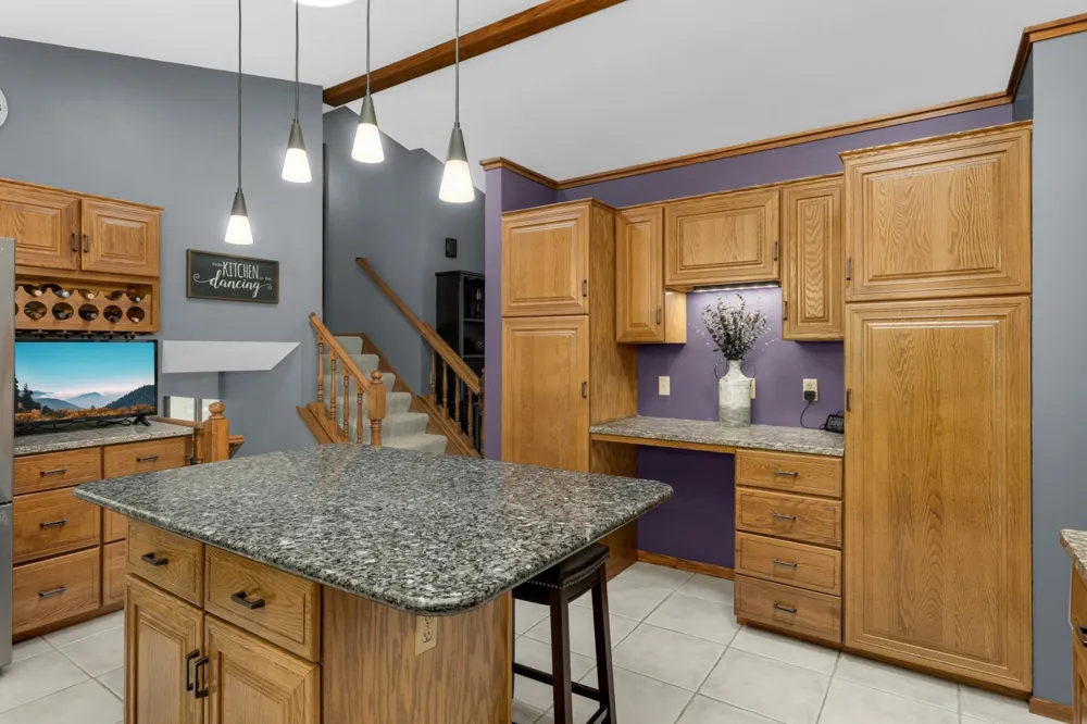 105 Interlachen Road Burnsville, MN 55306