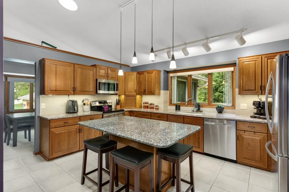 105 Interlachen Road Burnsville, MN 55306