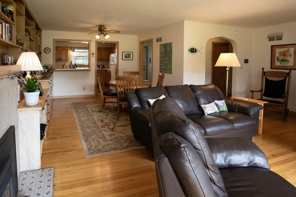1103 Gilmore Avenue Winona, MN 55987