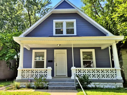 1820 Singleton Street