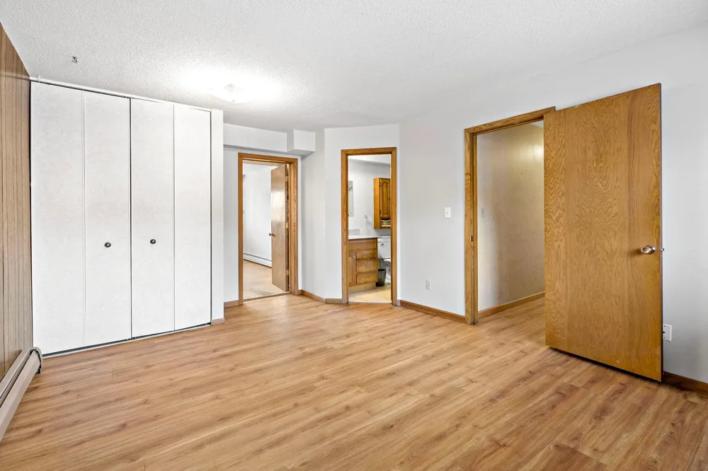 5410 Three Points Boulevard #411 Mound, MN 55364
