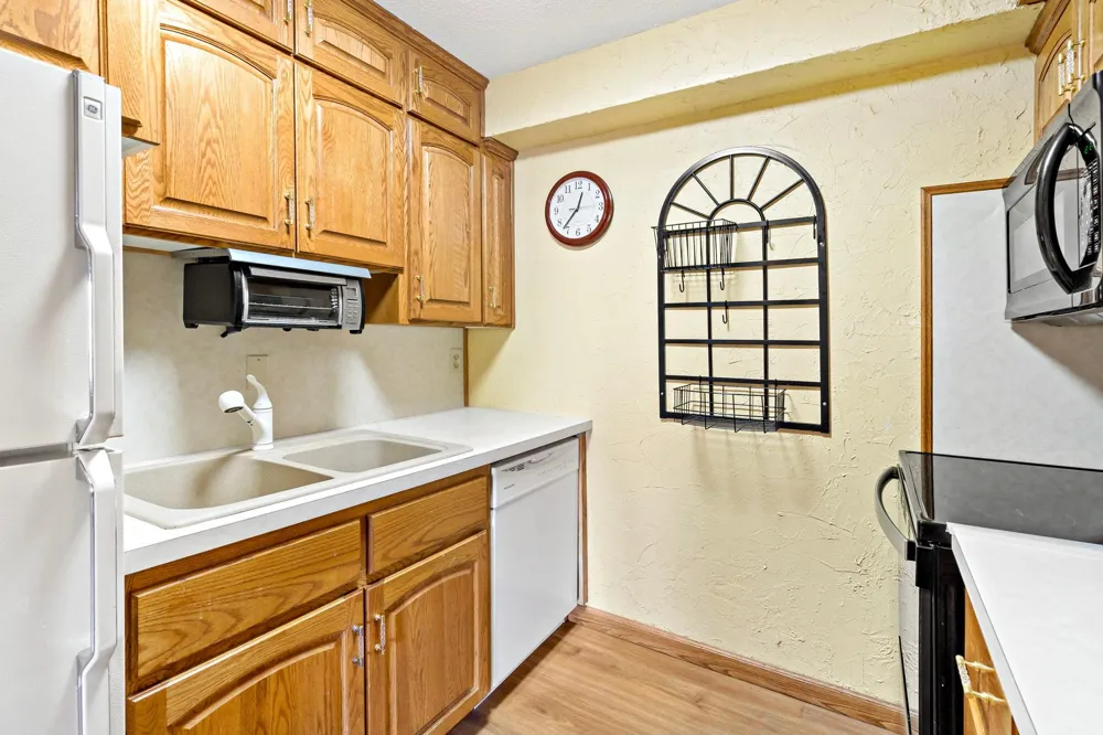 5410 Three Points Boulevard #411 Mound, MN 55364