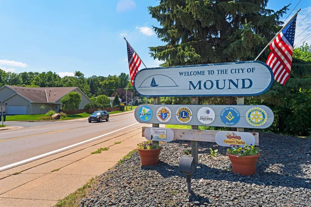 5410 Three Points Boulevard #411 Mound, MN 55364