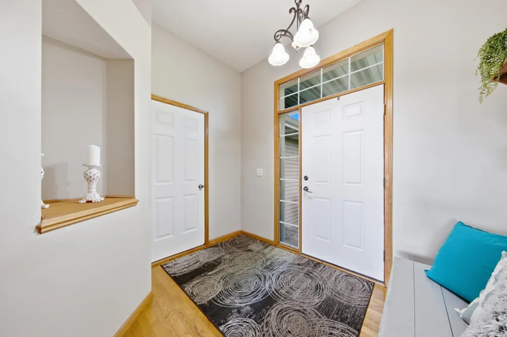 809 Morningside Place Belle Plaine, MN 56011