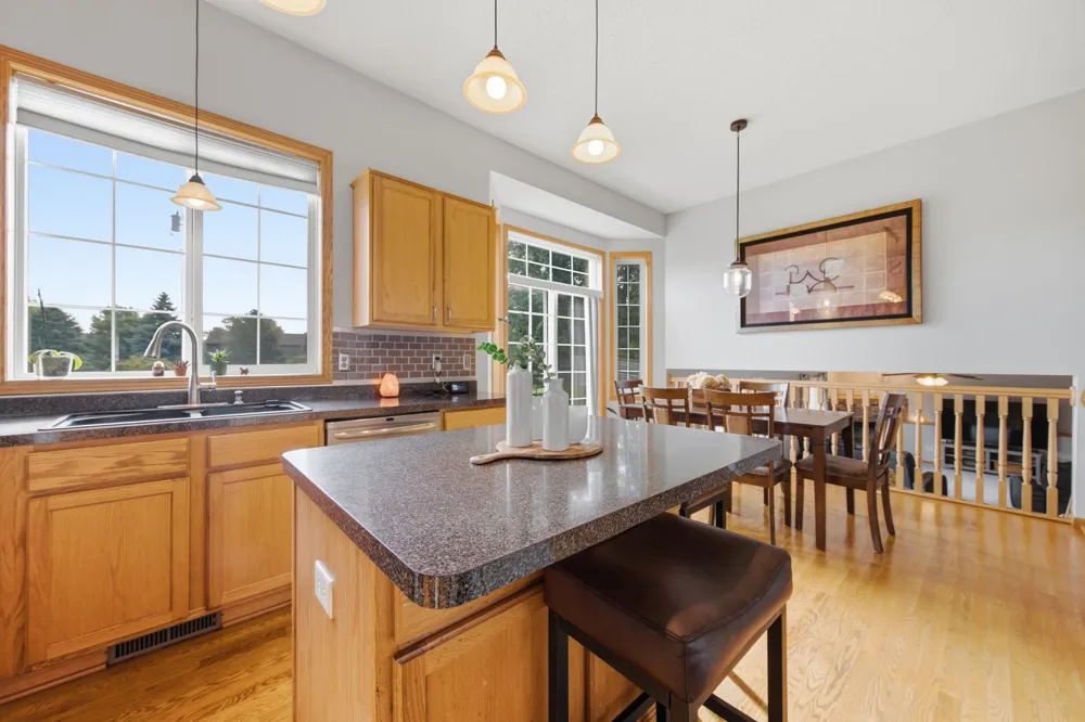 809 Morningside Place Belle Plaine, MN 56011