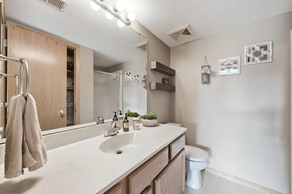 809 Morningside Place Belle Plaine, MN 56011