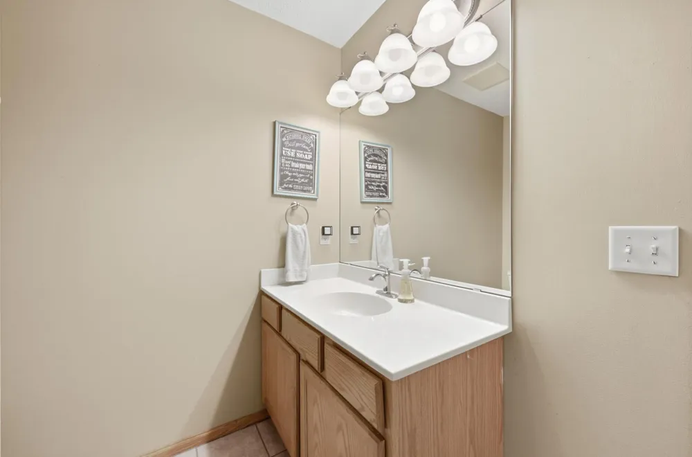 809 Morningside Place Belle Plaine, MN 56011