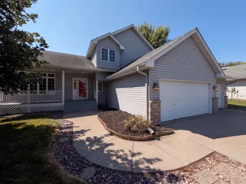 8763 Autumn Oaks Drive