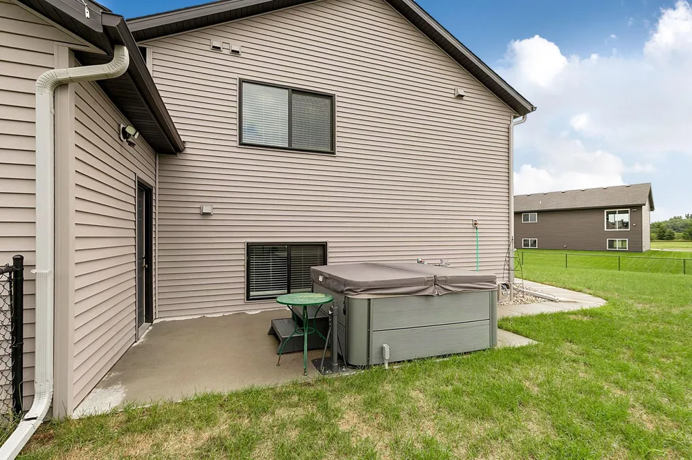 1012 26th Street Loop Sartell, MN 56377