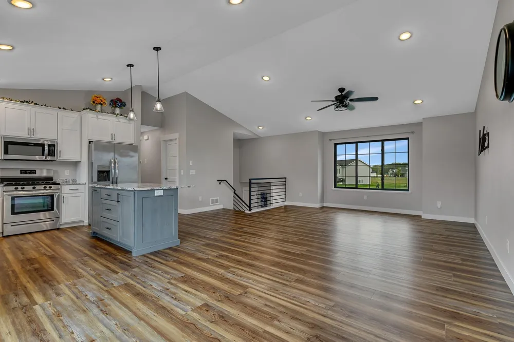 1012 26th Street Loop Sartell, MN 56377
