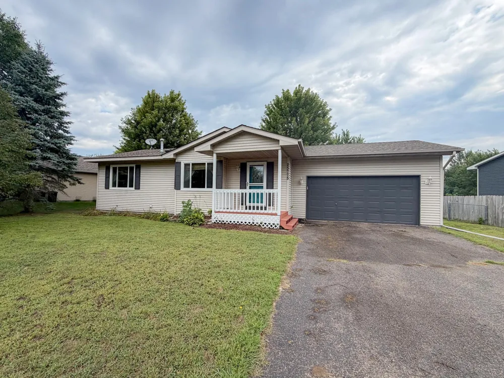 25775 10th Street W Zimmerman, MN 55398