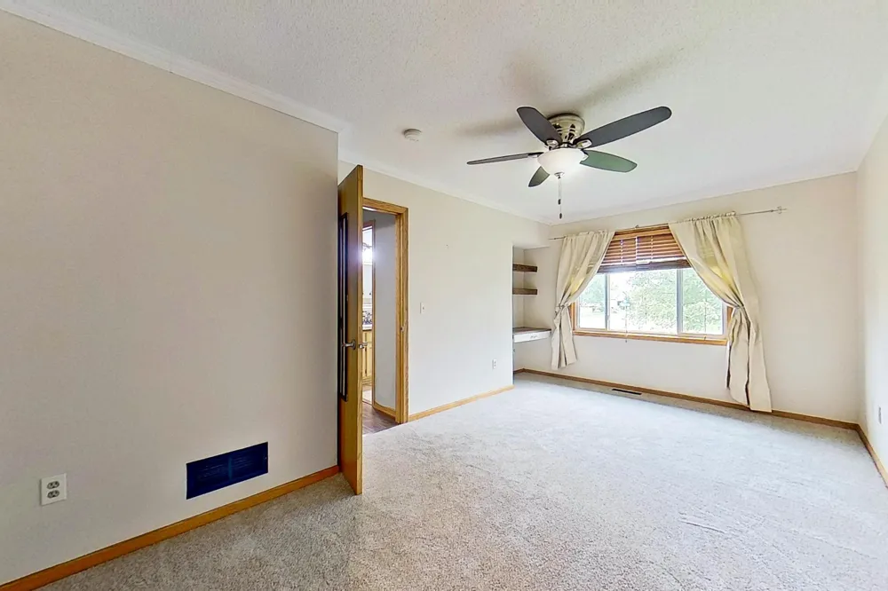 25775 10th Street W Zimmerman, MN 55398