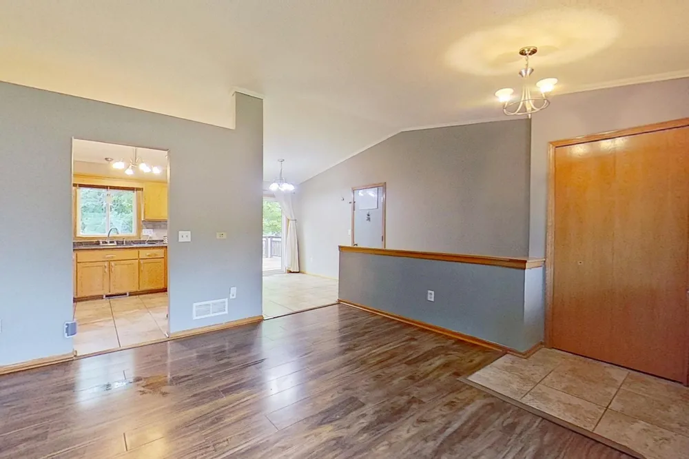 25775 10th Street W Zimmerman, MN 55398