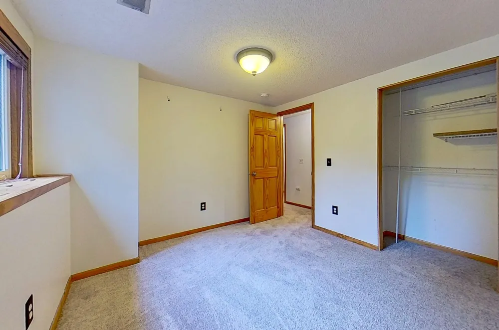 25775 10th Street W Zimmerman, MN 55398