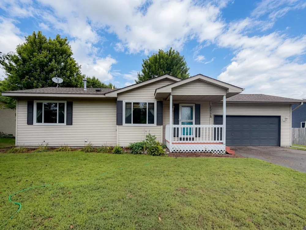 25775 10th Street W Zimmerman, MN 55398