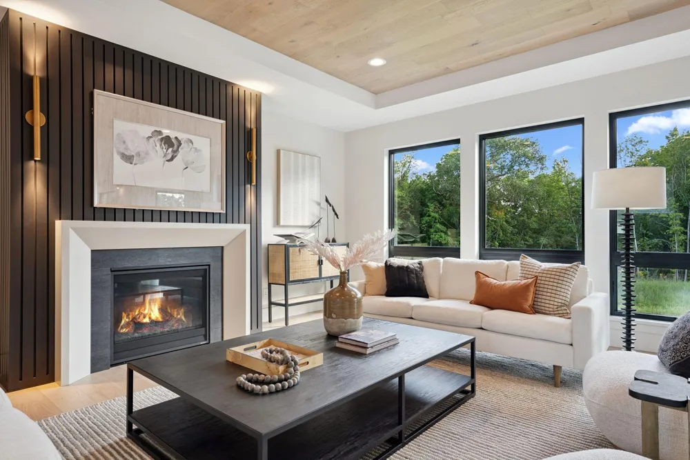 705 Ensconced Way Chaska, MN 55318