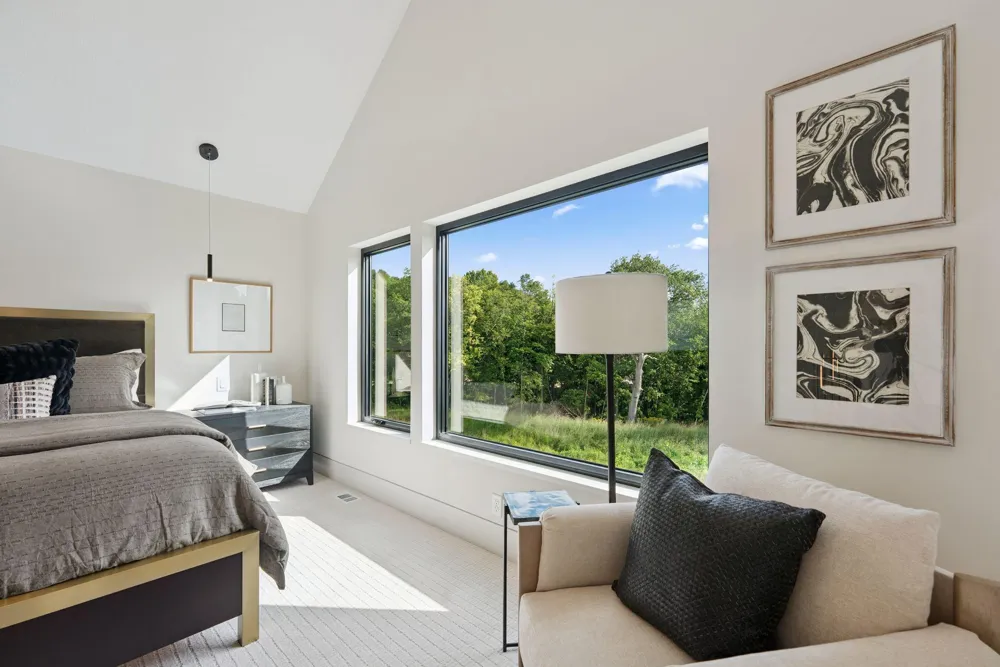 705 Ensconced Way Chaska, MN 55318