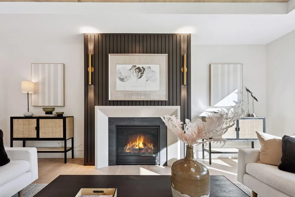 705 Ensconced Way Chaska, MN 55318