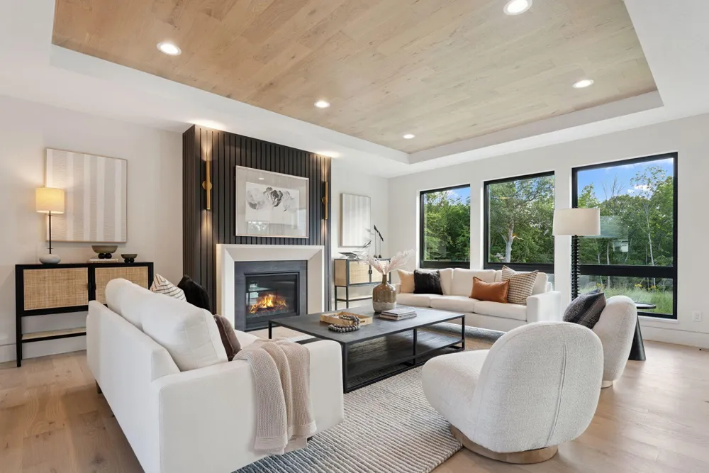 705 Ensconced Way Chaska, MN 55318