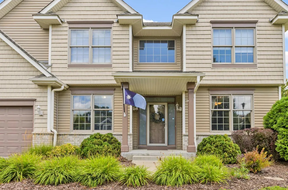 370 Liberty Heights Drive Chaska, MN 55318