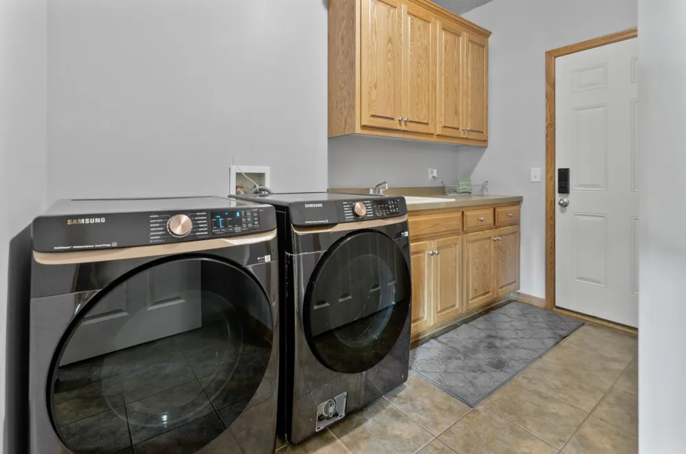 370 Liberty Heights Drive Chaska, MN 55318