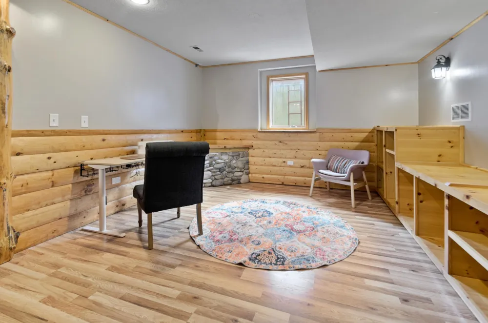 370 Liberty Heights Drive Chaska, MN 55318