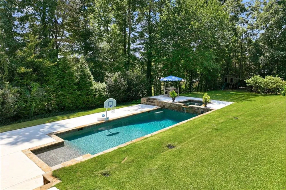 5296 Frazer Road Buford, GA 30518