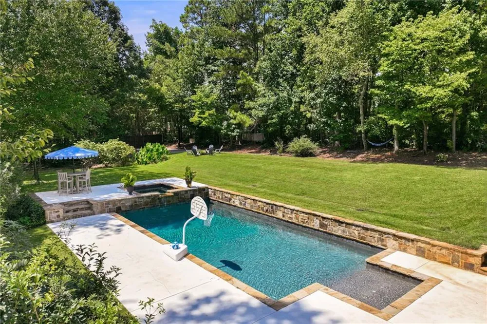 5296 Frazer Road Buford, GA 30518