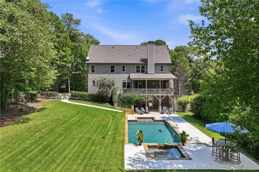 5296 Frazer Road Buford, GA 30518