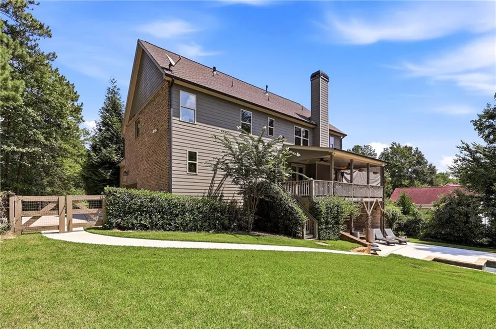 5296 Frazer Road Buford, GA 30518