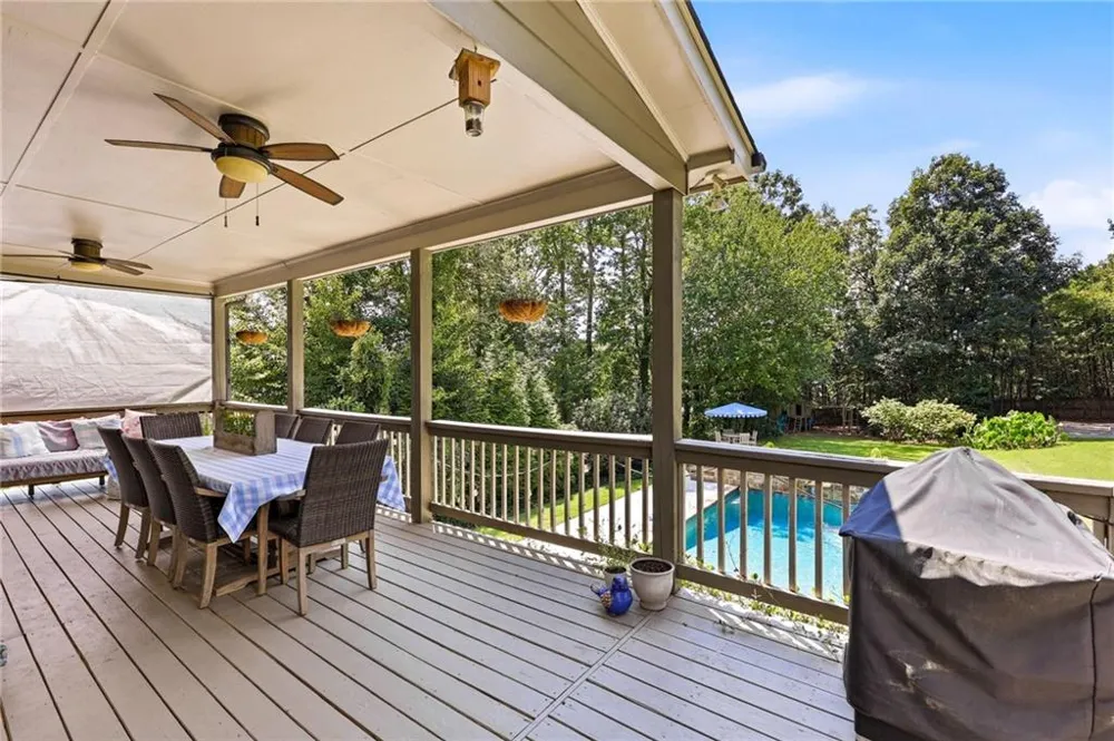 5296 Frazer Road Buford, GA 30518
