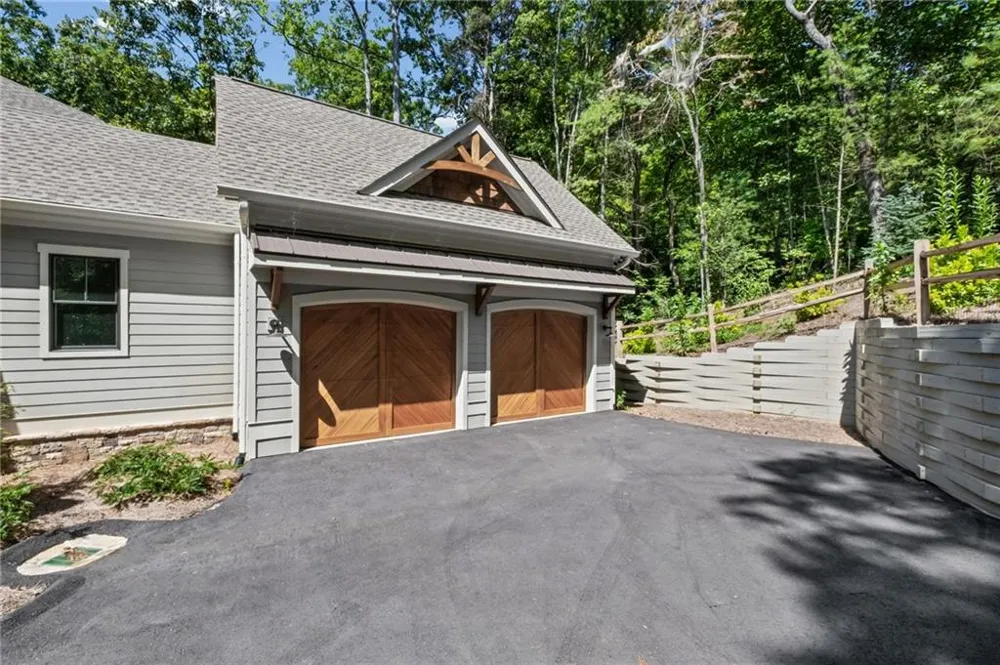 56 Black Bear Point Big Canoe, GA 30143