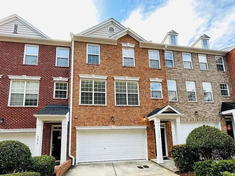 4668 Creekside Villas Way SE Smyrna, GA 30082