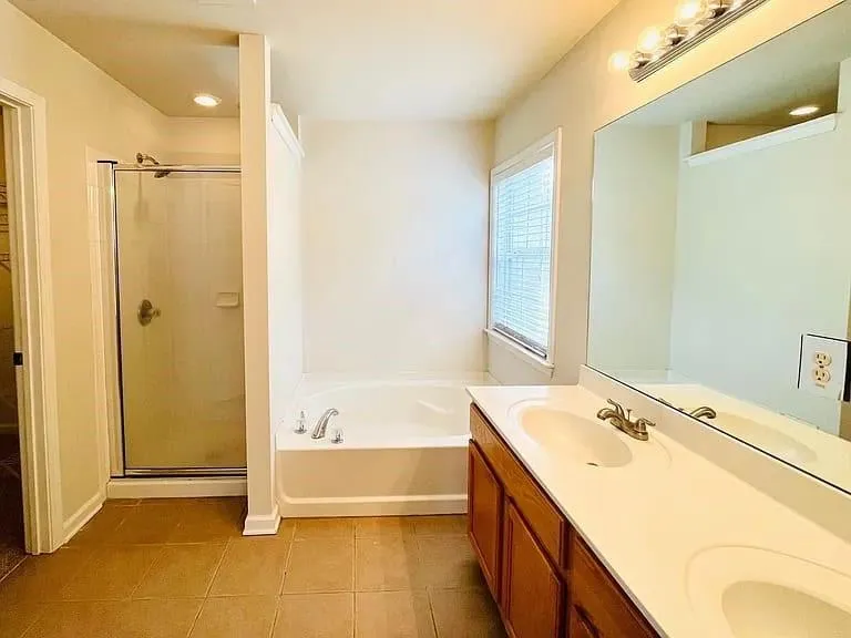 4668 Creekside Villas Way SE Smyrna, GA 30082
