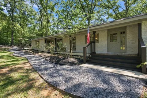 728 S Mccollum Drive