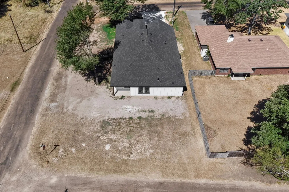 102 Redondo Drive Gun Barrel City, TX 75156
