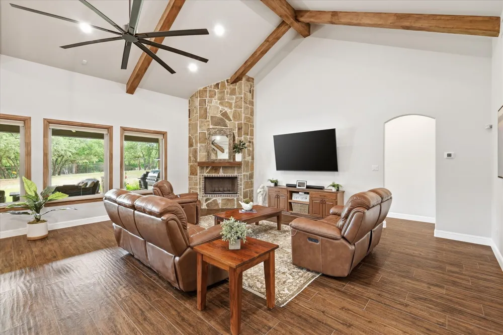 321 Arborview Drive Weatherford, TX 76088