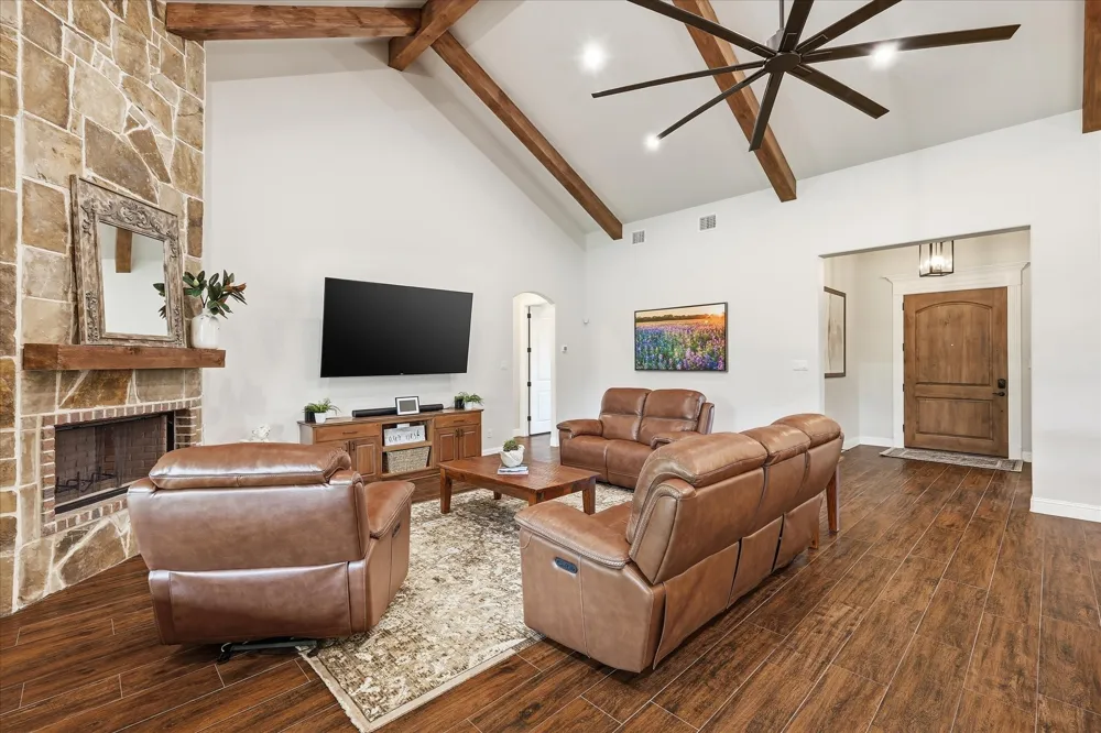 321 Arborview Drive Weatherford, TX 76088